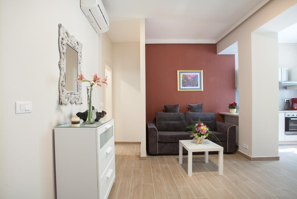 Apartments Sand Beach Сплит Экстерьер фото