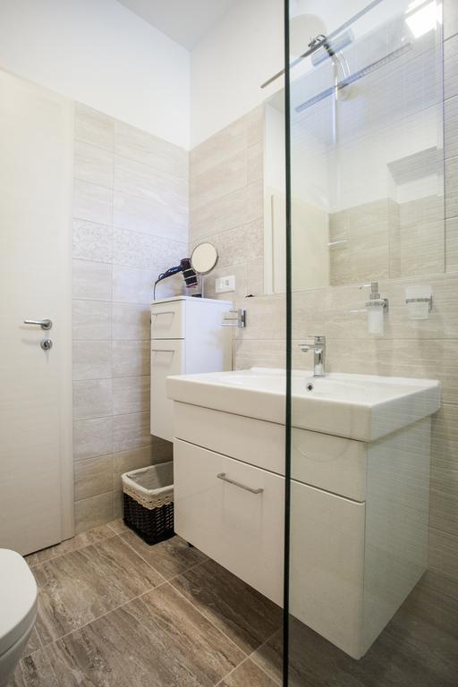 Apartments Sand Beach Сплит Экстерьер фото